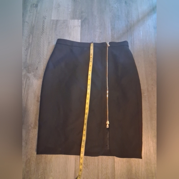 J.Crew Wool Knee length Pencil Skirt Black -Gold Assymmetrical front zip 12p - Picture 11 of 12